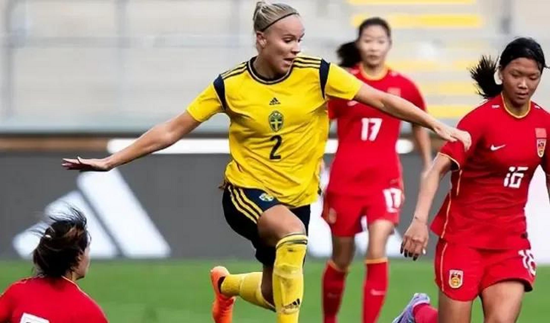 关于丹麦女足队员在国际赛场上夺得胜利的信息