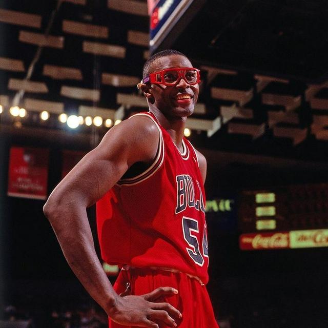 活塞射手格兰特连砍+，助球队击败公牛