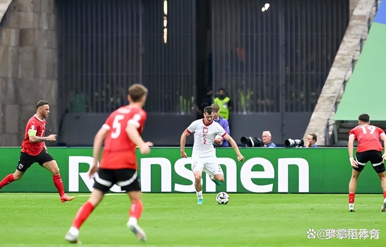 波兰客场取胜奥地利，实现三连胜的简单介绍