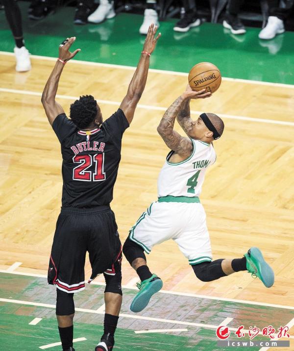  科维托娃爆冷击败公牛，出色防守引爆全场！